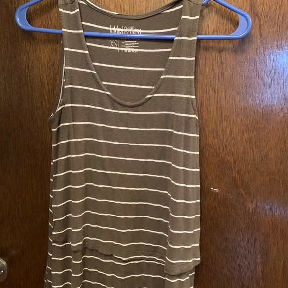 Latched Mama set of 5 Nursing Tanks - Picture 2 of 5